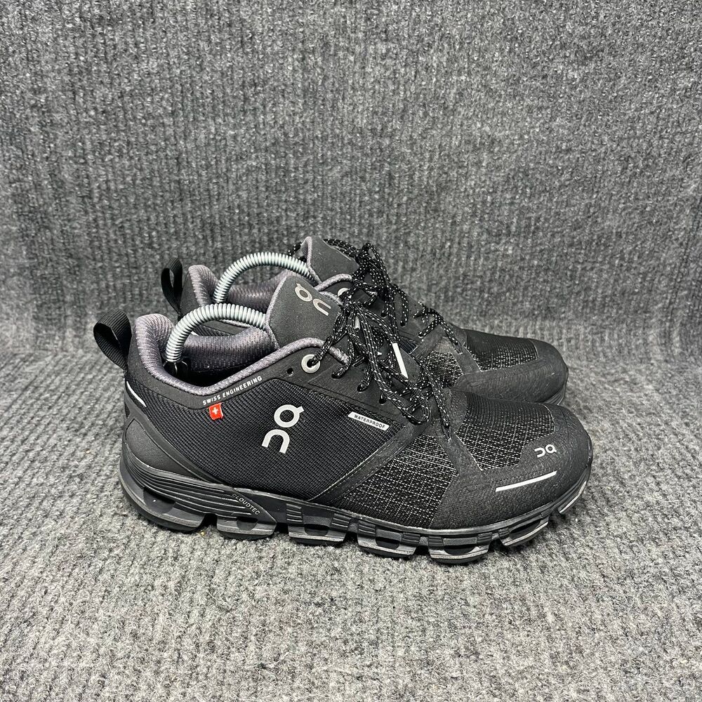 On Cloud Cloudflyer Waterproof Black Athletic Run… - image 1